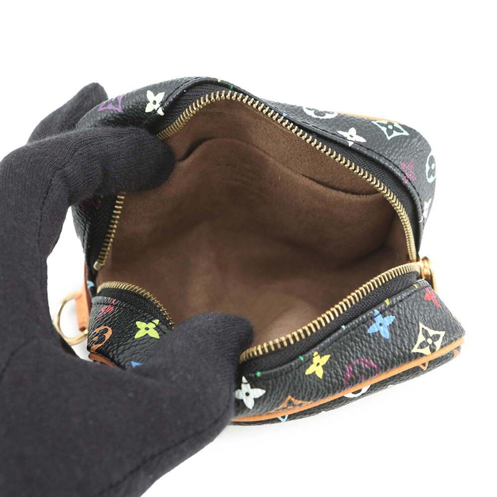 LOUIS VUITTON Brown Monogram Pouch - Picture 4 of 14
